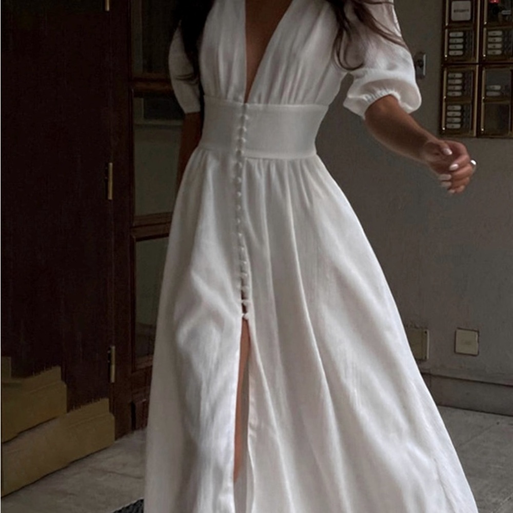 Commense White Maxi Dress with Puff Sleeves and Plunge Neckline